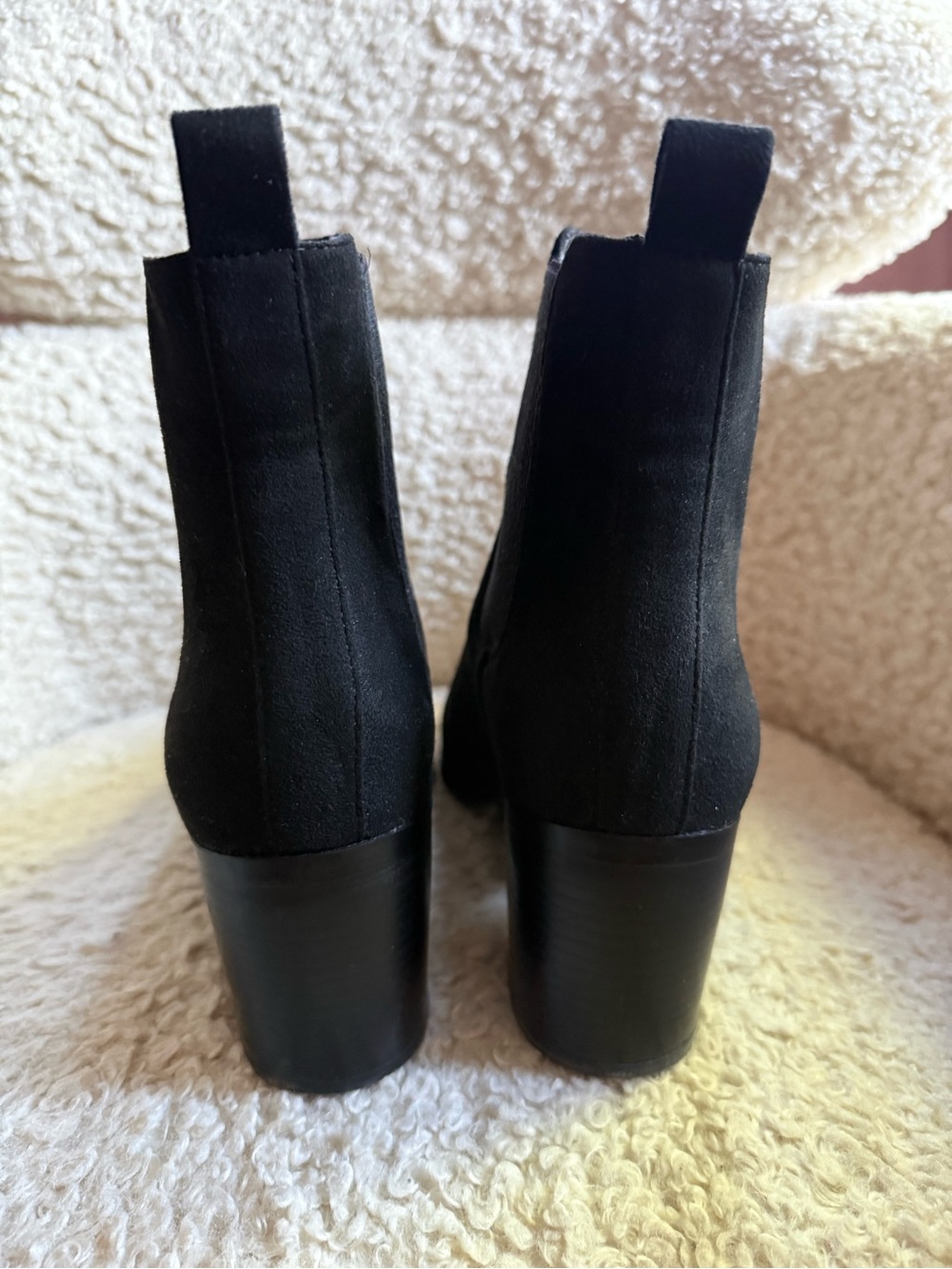 Dream Pairs Black Suede Chelsea Ankle Boots - Picture 6 of 9